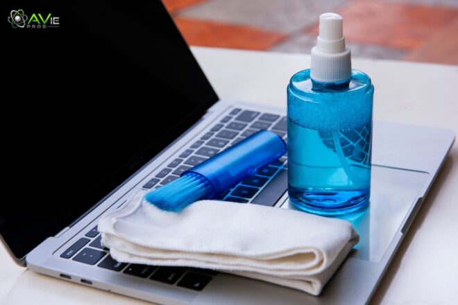 Why is Laptop cleaning important