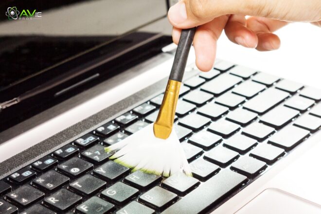 Clean the Laptop Properly